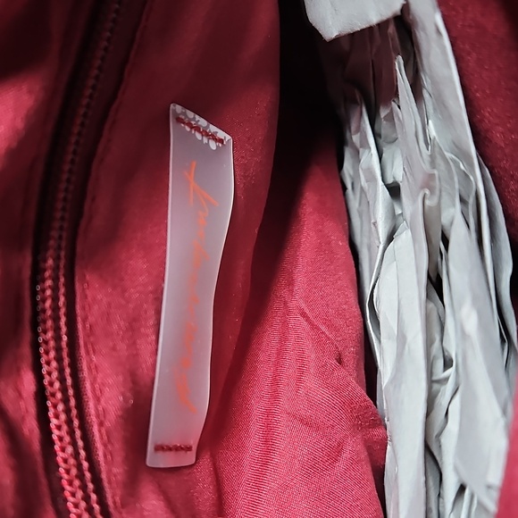 NWT FP Movement Quilted Small Carryall Sling Bag Mahogany Wine - Picture 7 of 7